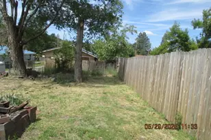 1424 Pleasant Ave, Klamath Falls, OR 97601 - Photo 4