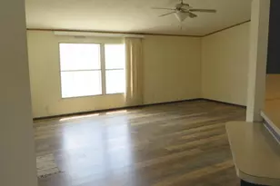 4200 Summers Ln, Klamath Falls, OR 97603 - Photo 4