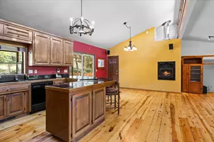 7388 Upper Applegate Rd, Jacksonville, OR 97530 - Photo 12