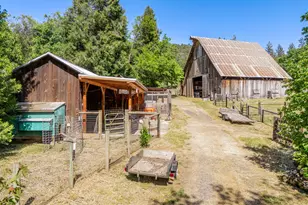 6180 Little Applegate Rd, Jacksonville, OR 97530 - Photo 42