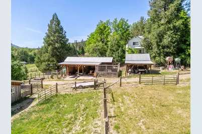 6180 Little Applegate Road, Jacksonville, OR 97530 - Photo 46