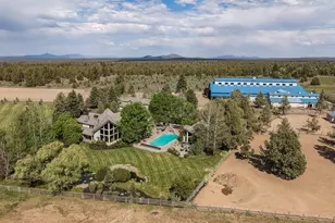 67480 Cloverdale Rd, Bend, OR 97703 - Photo 2