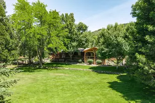 13719 Hwy 238, Jacksonville, OR 97530 - Photo 54