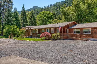 13719 Highway 238, Jacksonville, OR 97530 - Photo 12