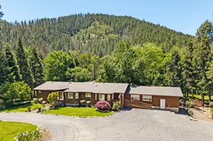13719 Hwy 238, Jacksonville, OR 97530 - Photo 4