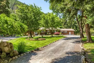 13719 Hwy 238, Jacksonville, OR 97530 - Photo 72