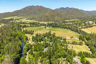 13719 Hwy 238, Jacksonville, OR 97530 - Photo 58