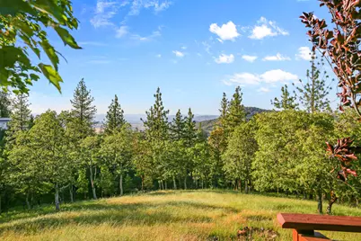 448 Wren Ridge Drive, Eagle Point, OR 97524 - Photo 32