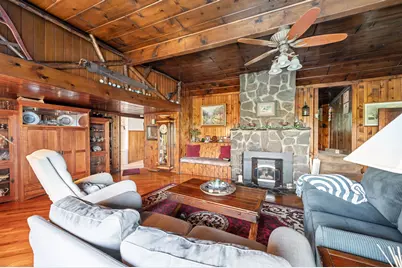 1049 Lakeshore Drive, Klamath Falls, OR 97601 - Photo 10