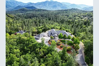 2054 Jaynes Drive, Grants Pass, OR 97527 - Photo 1