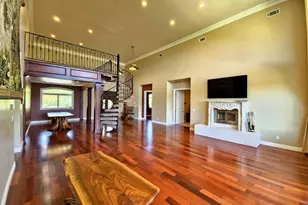 2054 Jaynes Dr, Grants Pass, OR 97527 - Photo 10