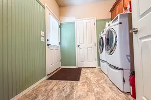 2080 Swingle Rd, Trail, OR 97541 - Photo 4