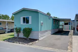 3555 S Pacific Hwy, Medford, OR 97501 - Photo 2