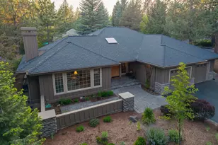 3013 NW Melville Dr, Bend, OR 97703 - Photo 4
