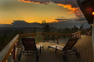 950 NE Washington Pl, Prineville, OR 97754 - Photo 2