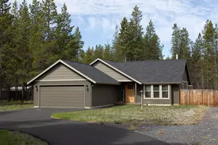 55659 Swan Rd, Bend, OR 97707 - Photo 2