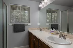 55659 Swan Rd, Bend, OR 97707 - Photo 14