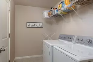 55659 Swan Rd, Bend, OR 97707 - Photo 10