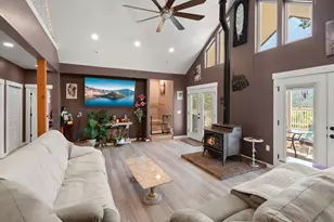 5619 Butte Falls Hwy, Eagle Point, OR 97524 - Photo 10