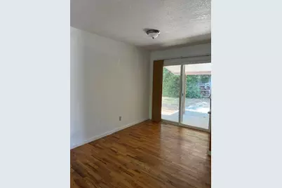 236 S Caves Avenue, Cave Junction, OR 97523 - Photo 14