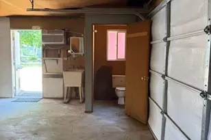 236 S Caves Ave, Cave Junction, OR 97523 - Photo 40