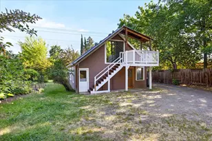 1040 E Main St, Ashland, OR 97520 - Photo 32