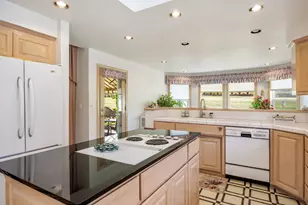 3227 Chandler Egan Dr, Medford, OR 97504 - Photo 14