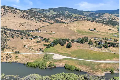 2345 Old Greensprings Highway, Ashland, OR 97520 - Photo 16