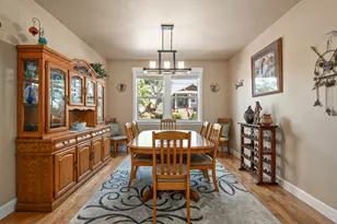4 Meadowfield Cir, Eagle Point, OR 97524 - Photo 8
