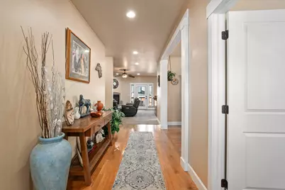 4 Meadowfield Circle, Eagle Point, OR 97524 - Photo 10