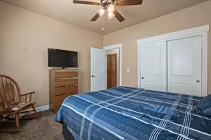 4 Meadowfield Cir, Eagle Point, OR 97524 - Photo 22