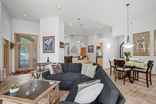 18160 Mt Baker Ln, Sunriver, OR 97707 - Photo 12