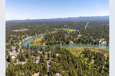 55568 Wagon Master Way #17, Bend, OR 97707 - Photo 8