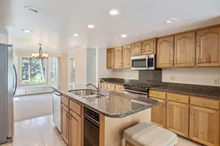 970 Wards Creek Rd, Rogue River, OR 97537 - Photo 8