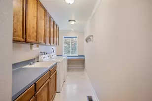 970 Wards Creek Rd, Rogue River, OR 97537 - Photo 26