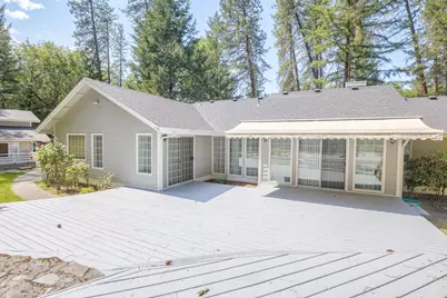 970 Wards Creek Road, Rogue River, OR 97537 - Photo 2