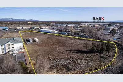 2285 S Hwy 97, Redmond, OR 97756 - Photo 2