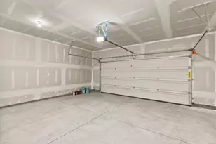 4115 SW Obsidian Pl, Redmond, OR 97756 - Photo 22