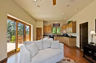 16465 Suntree Ln, Sisters, OR 97759 - Photo 38