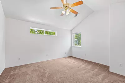 411 N Mountain Avenue, Ashland, OR 97520 - Photo 16