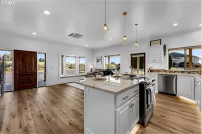 3760 SW Highway 97, Madras, OR 97741 - Photo 34