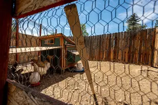 440 NE Chestnut St, Madras, OR 97741 - Photo 26