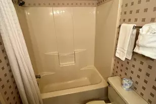 1987 Redtail Hawk Dr, Redmond, OR 97756 - Photo 8