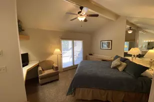 1987 Redtail Hawk Dr, Redmond, OR 97756 - Photo 16