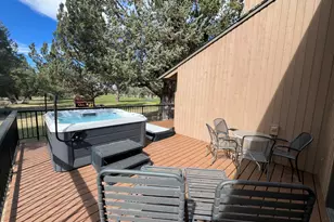 1987 Redtail Hawk Dr, Redmond, OR 97756 - Photo 24