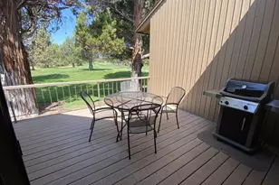 1987 Redtail Hawk Dr, Redmond, OR 97756 - Photo 20