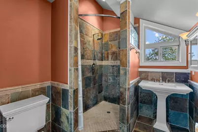 1166 NW Redfield Circle, Bend, OR 97703 - Photo 32