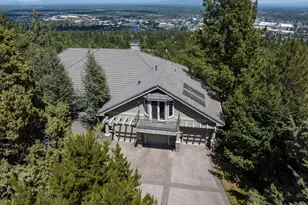 1166 NW Redfield Cir, Bend, OR 97703 - Photo 38