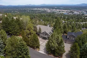 1166 NW Redfield Cir, Bend, OR 97703 - Photo 48