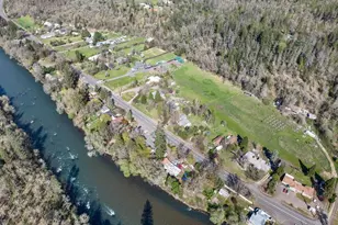 26877 Hwy 62, Trail, OR 97541 - Photo 22